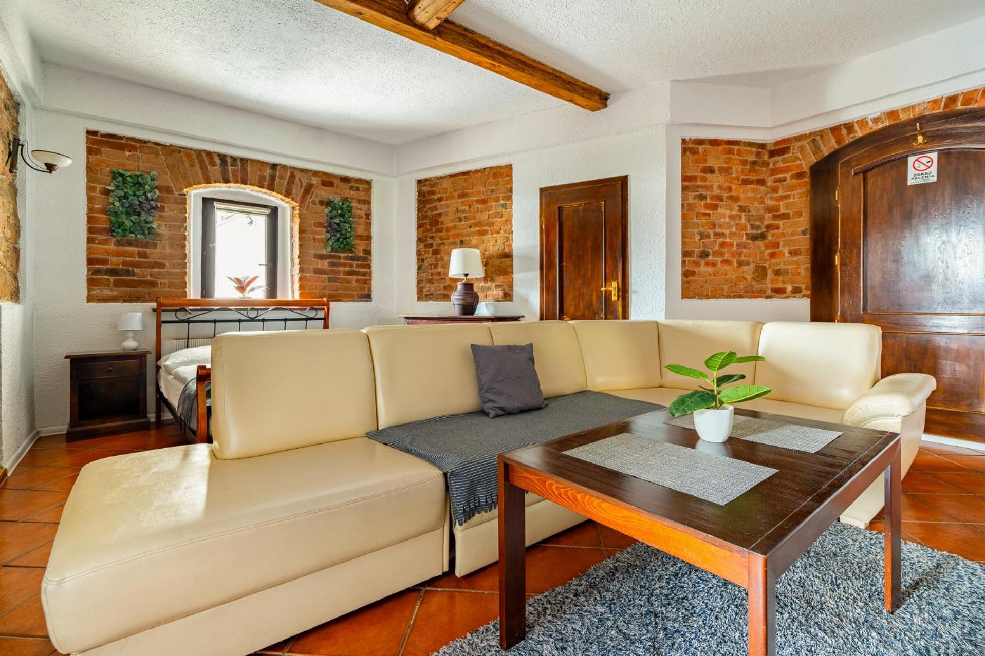 Great Polonia Jelenia Gora City Center Экстерьер фото